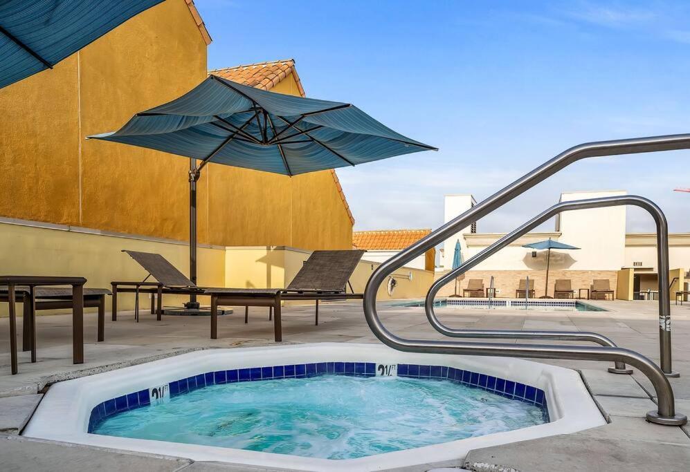 Stylish In Sunny Santa Monica Walk To Beach & Pier لوس أنجلوس المظهر الخارجي الصورة